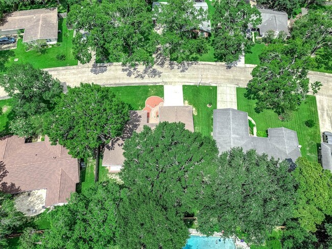 Building Photo - 1610 Richvale Ln