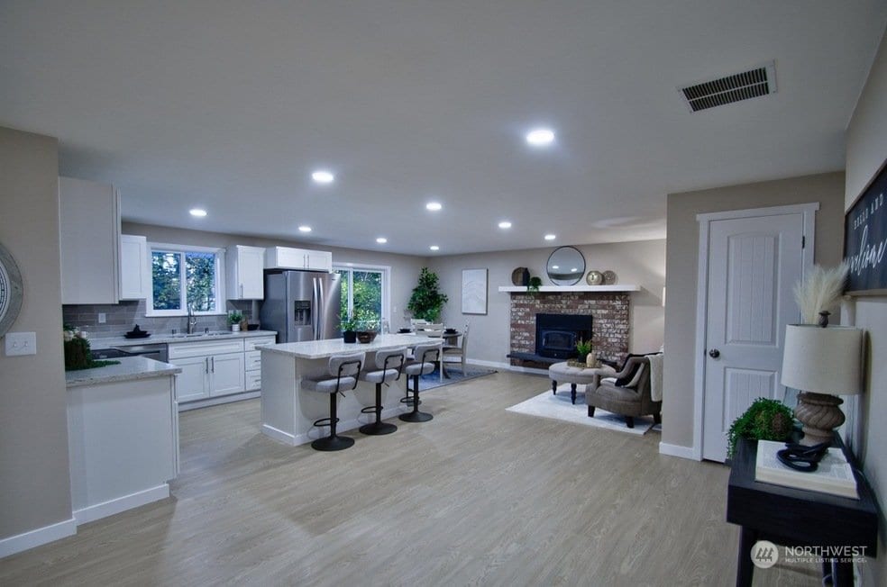 Building Photo - 6720 Alder Glen Dr SE