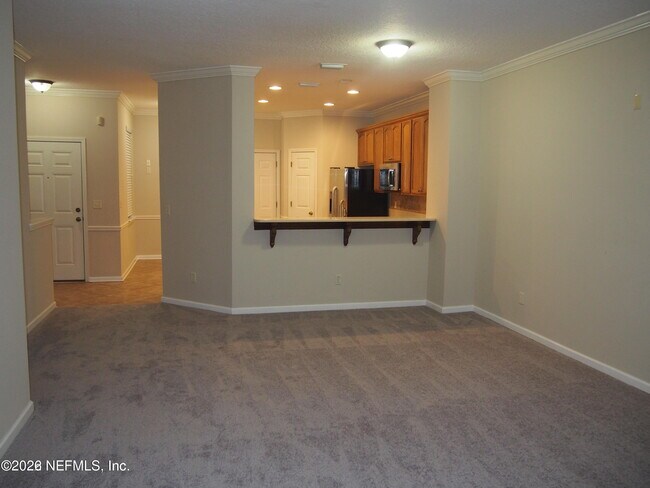 Building Photo - 12301 Kernan Forest Blvd
