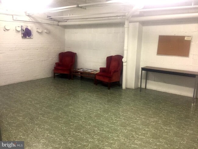 Building Photo - 3051 Idaho Ave NW