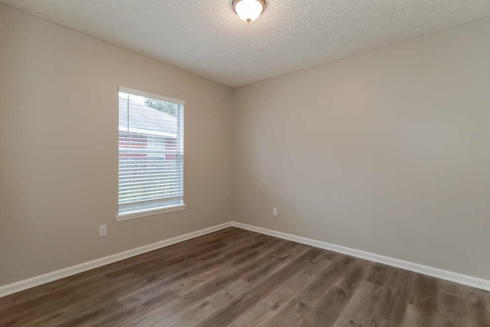 Building Photo - 2621 Fernleaf Dr