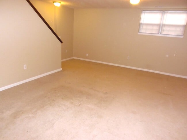 Building Photo - Two Bedroom Dublin Condo Rental at Hayden ...