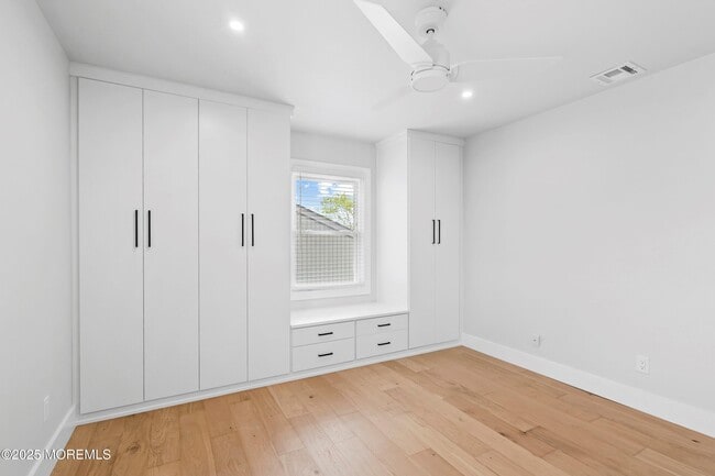 Building Photo - 75 Grand Central Ave