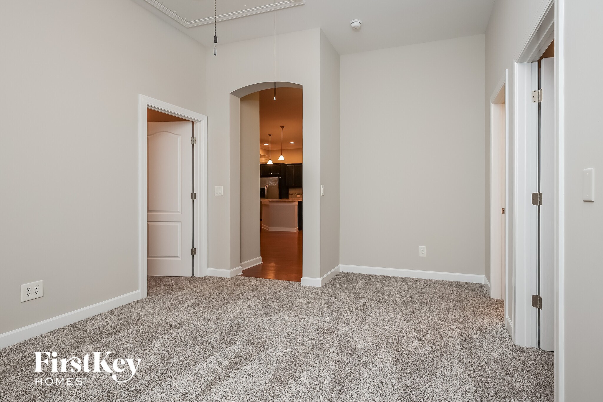 Building Photo - 215 Topsaw Ln