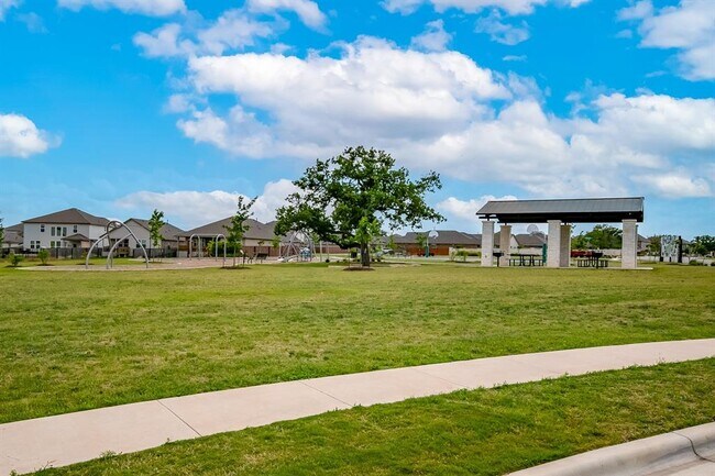 Building Photo - 128 Ridgeview Ct