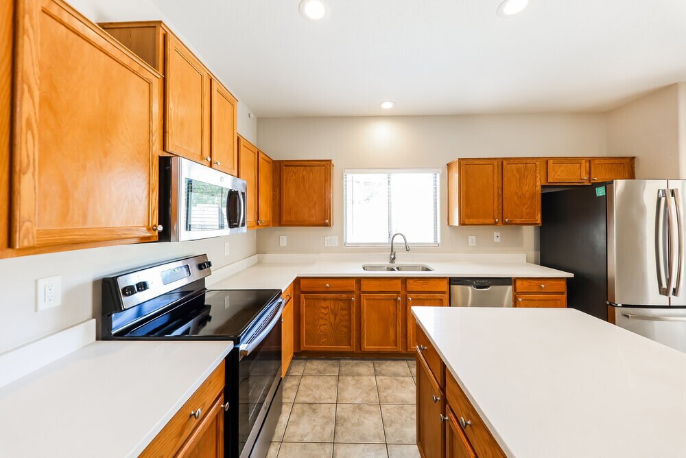 Building Photo - 3405 N 129th Dr