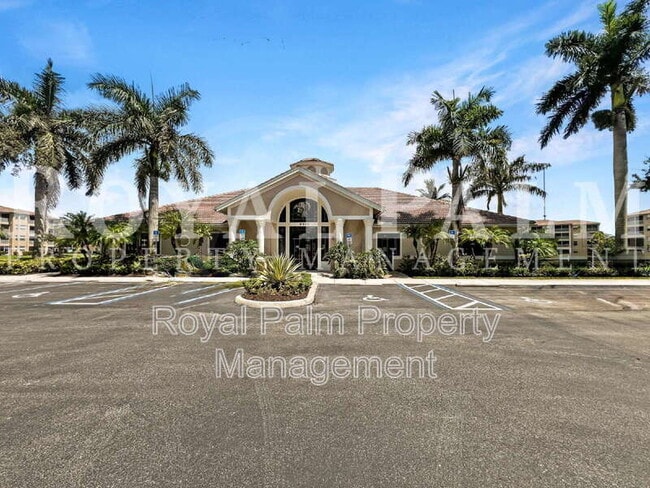 Building Photo - 8550 Kingbird Loop