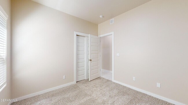 Building Photo - 11118 Blue Eyed Grass St