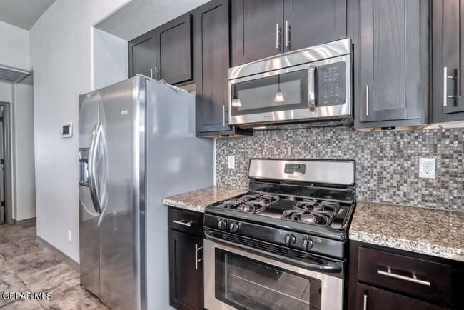 Building Photo - 3852 Loma Cortez Dr