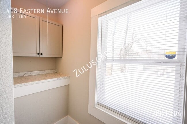 Building Photo - 418 Eastern Ave