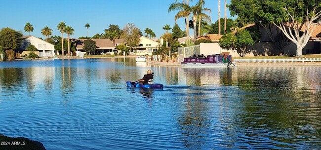 Building Photo - 10945 W Poinsettia Dr