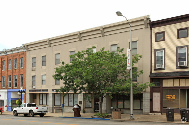 Building Photo - Phoenix House Apartments