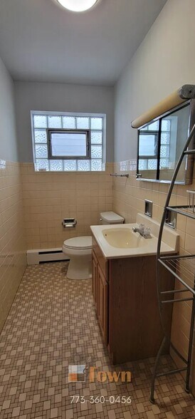 Building Photo - 7734 W Addison St