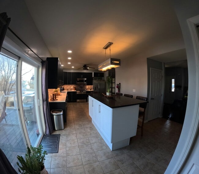 Building Photo - 105 Joshua Dr