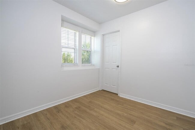 Building Photo - 133790 Ingelnook Dr