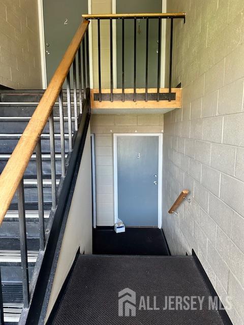Building Photo - 356 Ridge Rd