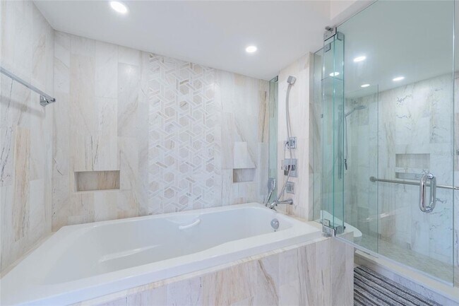 Building Photo - 770 S Palm Ave