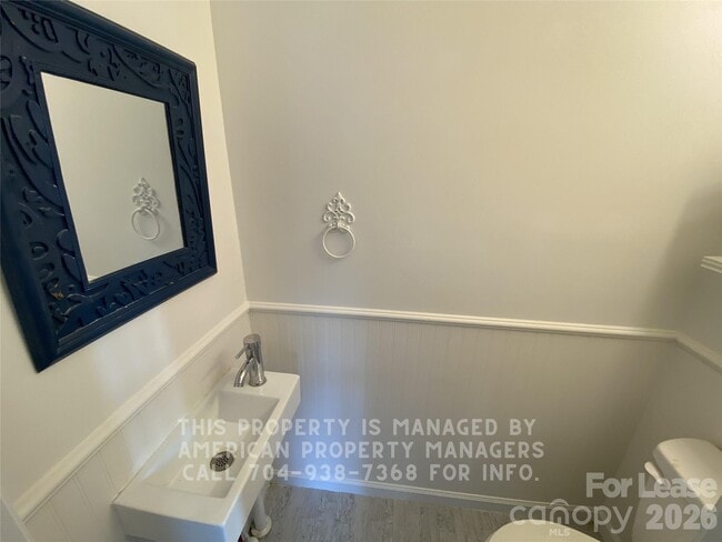 Building Photo - 214 W Church St