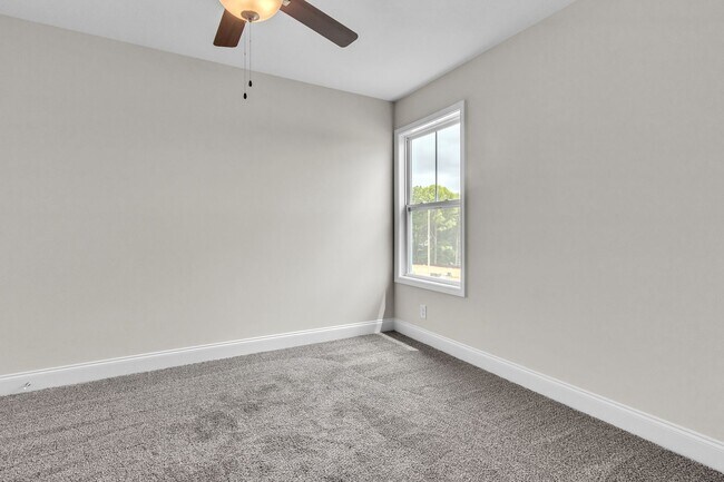 Building Photo - 1 Month Free! New Construction Ruby Floor ...