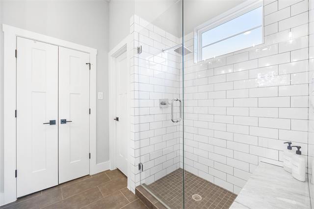 Building Photo - 312 N Henderson Ave