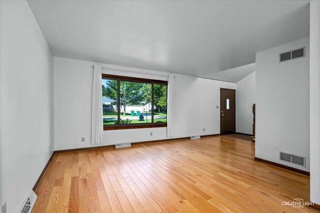 Building Photo - 13831 S Mallard Dr