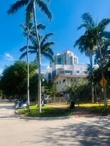 great location - 252 Jefferson Ave
