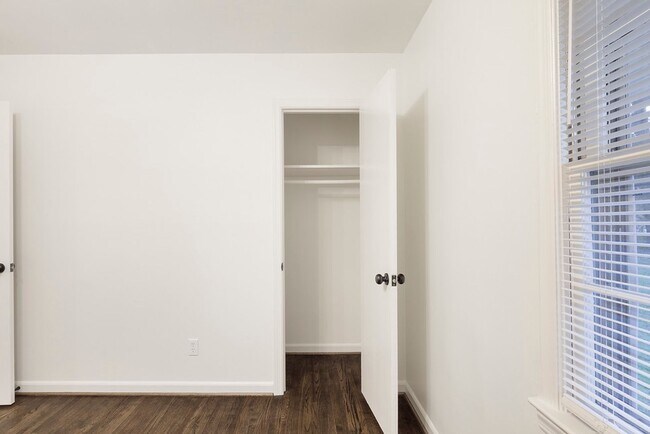 Building Photo - 3 bedroom home in Conley!
