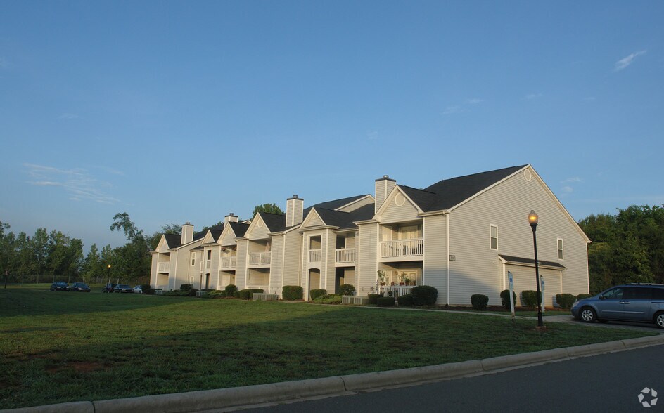 Patriots Crossing Apartments 793 Patriot Pky Rock Hill SC 29730