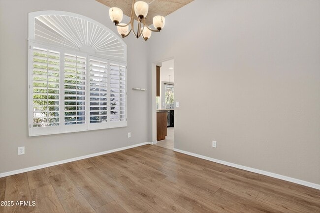 Building Photo - 4302 E Mossman Rd