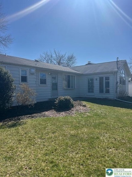 Building Photo - 2621 Colorado St