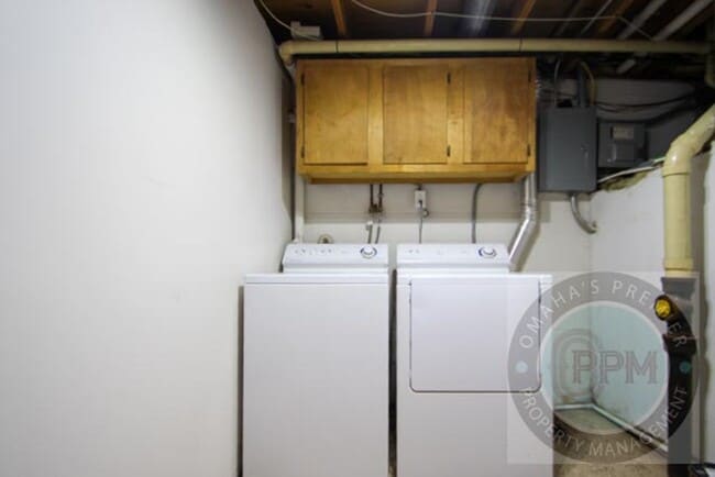 Building Photo - Beautiful 3Bd/2Ba home in Omaha, NE | Finished Basement!
