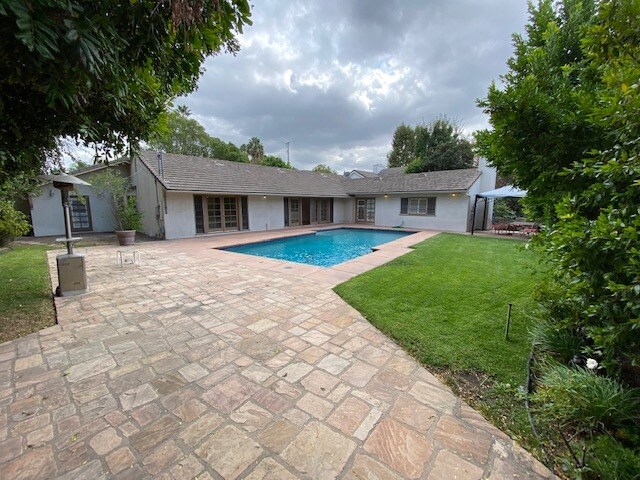 Backyard - 4629 Forman Ave
