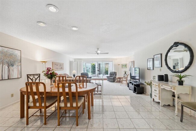 Building Photo - 3942 Trophy Blvd