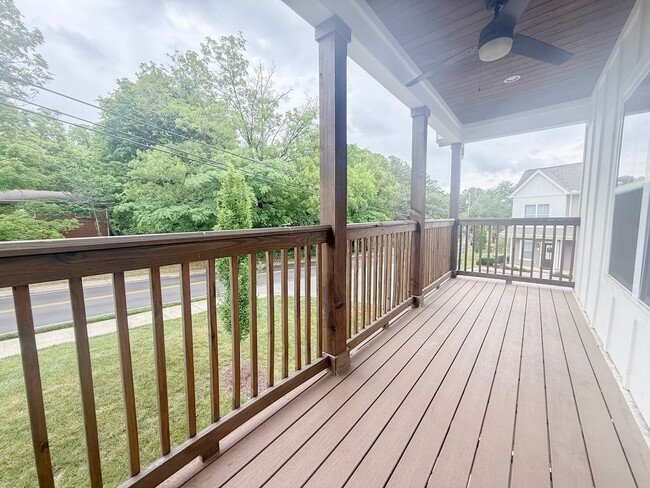 Building Photo - Spacious 4-Bedroom Townhome on Allison Way with Pool Access Near TTU