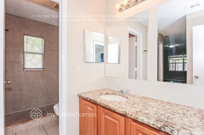 Building Photo - 821 Sunridge Point Dr