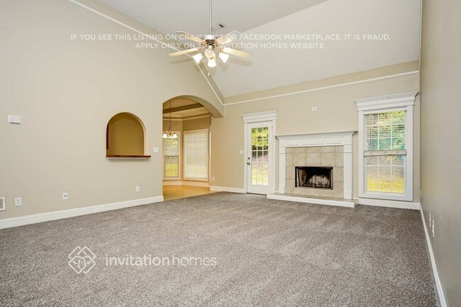 Building Photo - 55 Blue Grass Ct