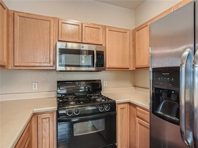 Building Photo - 13913 Harris Ridge Blvd