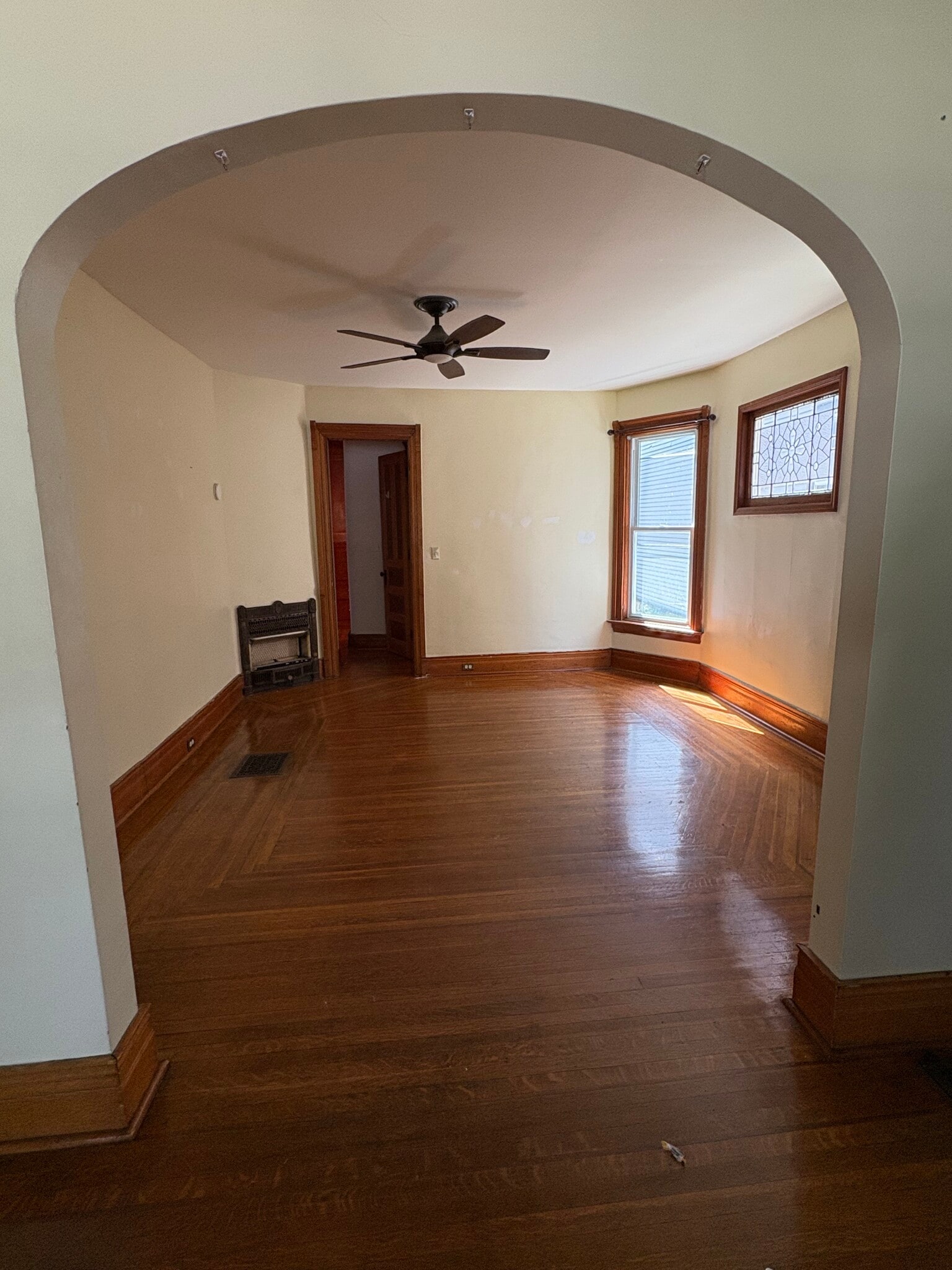 Building Photo - 497 Breckenridge St