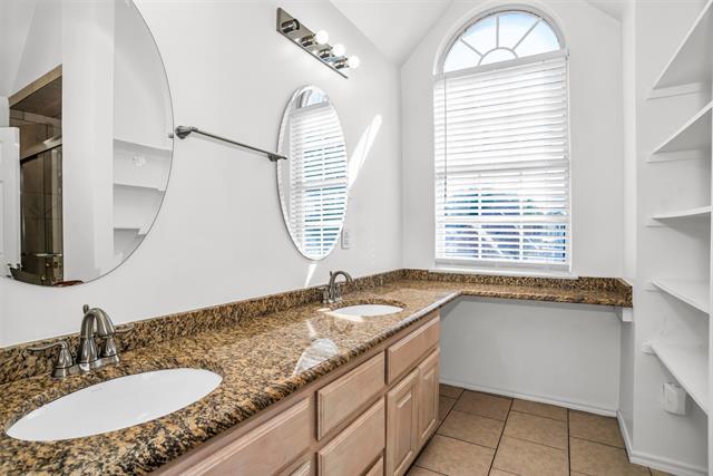 Building Photo - 1317 Carver Ln