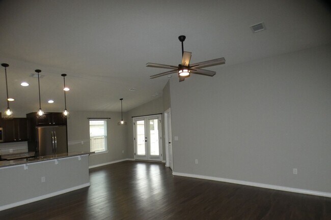 Building Photo - 3-Bedroom Home - The Woodlands