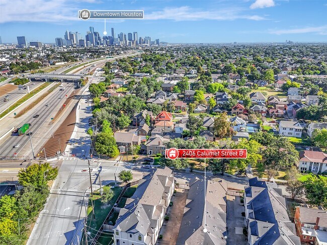 Building Photo - 2406 Calumet St