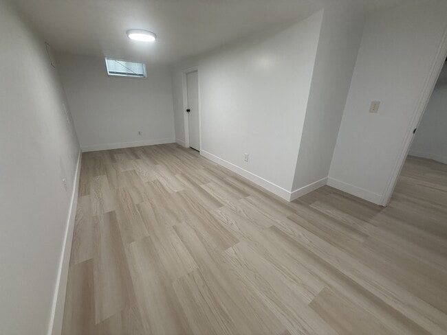 Building Photo - 4250 S 1300 E