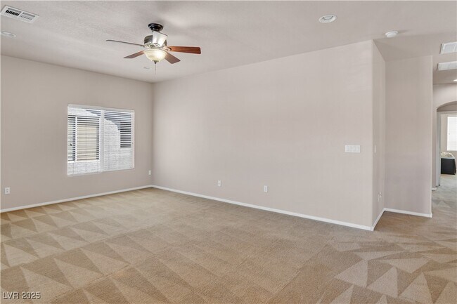 Building Photo - 6031 Lamotte Ave