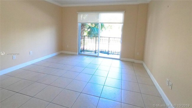 Building Photo - 400 SW 2nd St