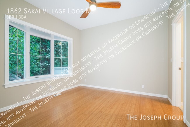 Building Photo - 1862 Sakai Village Loop