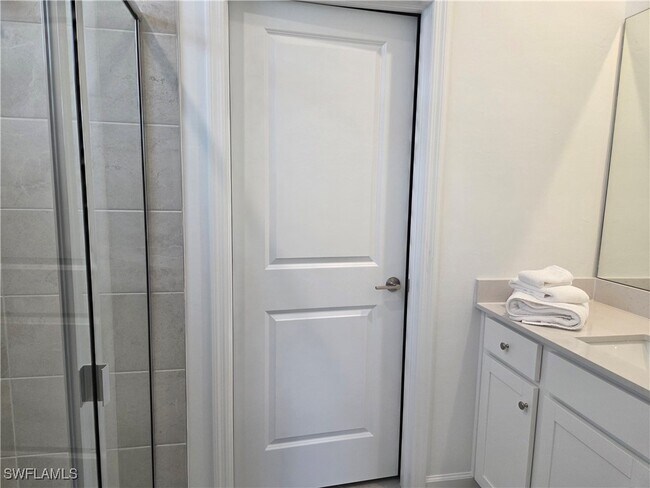 Building Photo - 20683 Hazelnut Ct