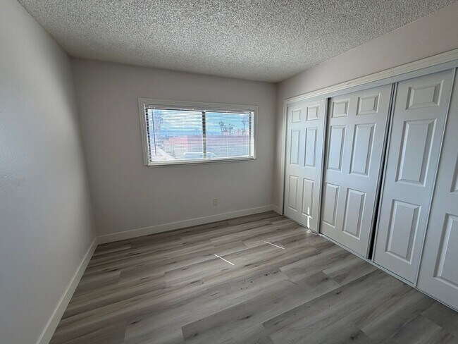 Building Photo - BEAUTIFULLY RENOVATED 3/2/2 CAR WITH DEN