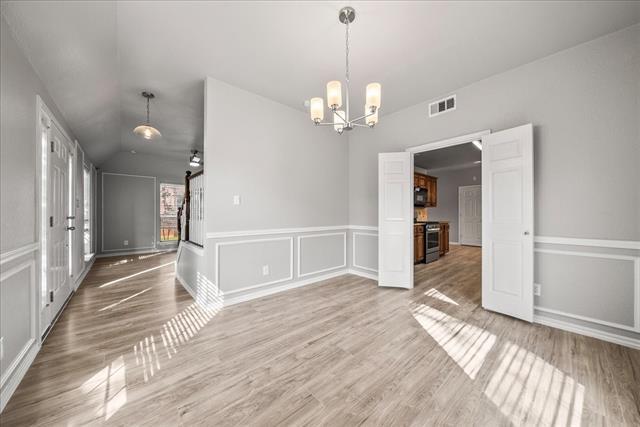 Building Photo - 344 Raintree Dr