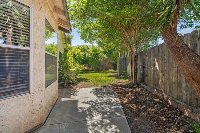 Building Photo - 2101 Finley Ct