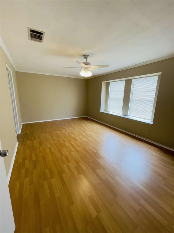 Building Photo - 8701 Cretys Cove